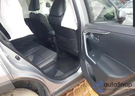 2023 Toyota Rav4 Hybrid Xle Premium z USA, uszkodzony, nr VIN JTMB6RFV1PD115966